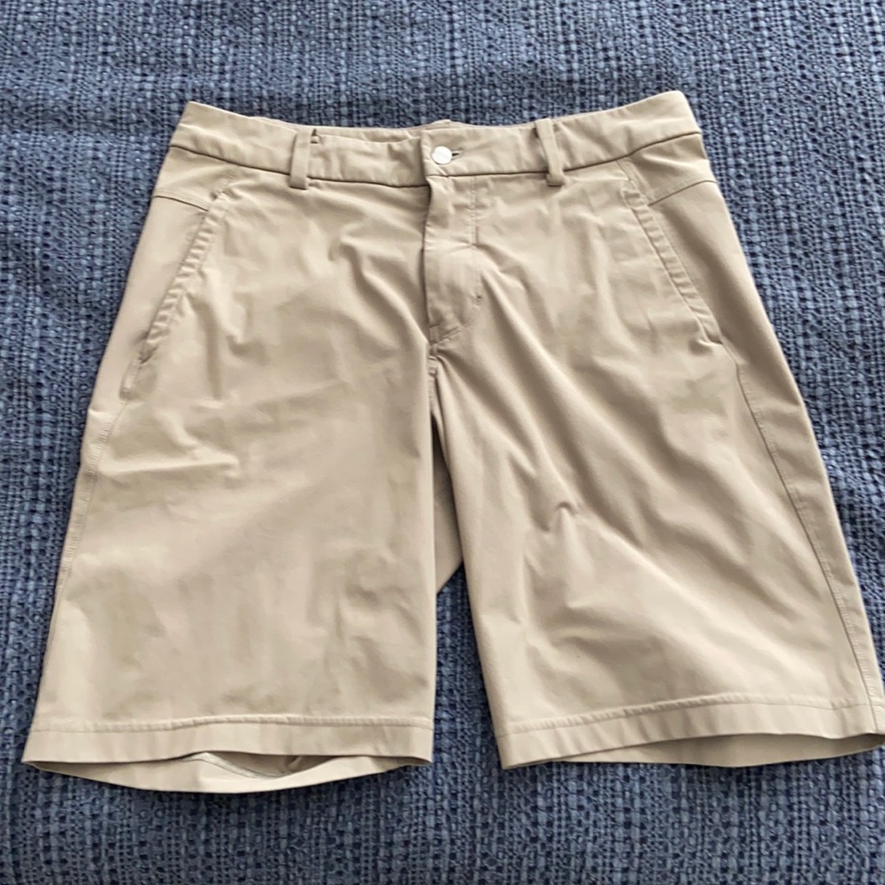 Lululemon Kahuna Short - Size 32